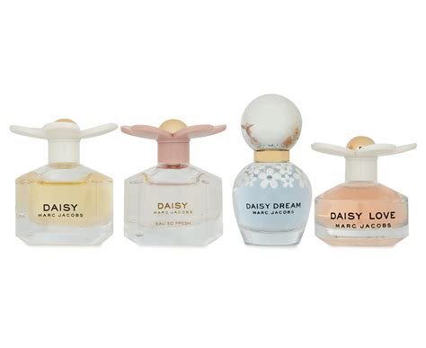 mini daisy perfume set.